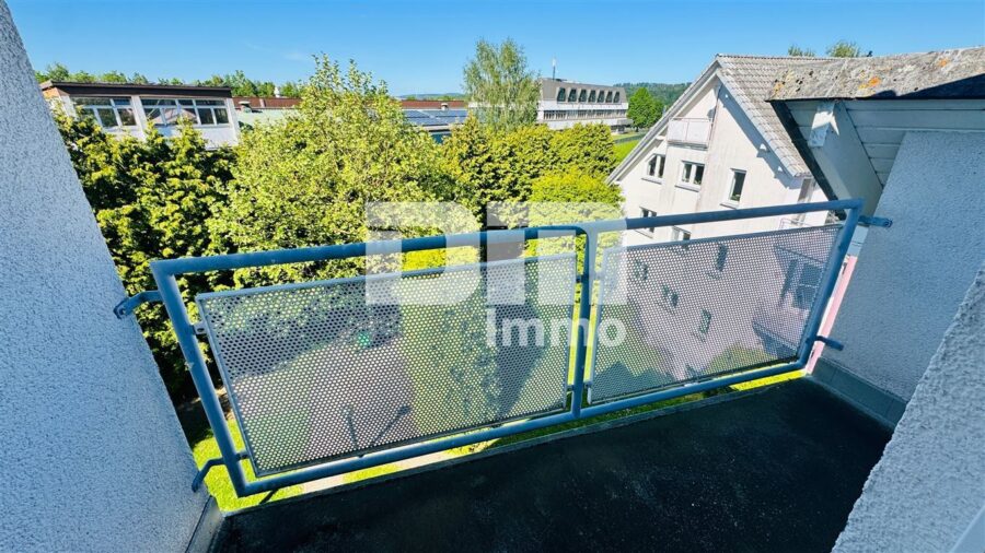 (R)eserviert!Gepflegte Maisonette Wohnung mit Studio 2x Balkon und PKW Stellplatz - Ebene 2 Balkon 2